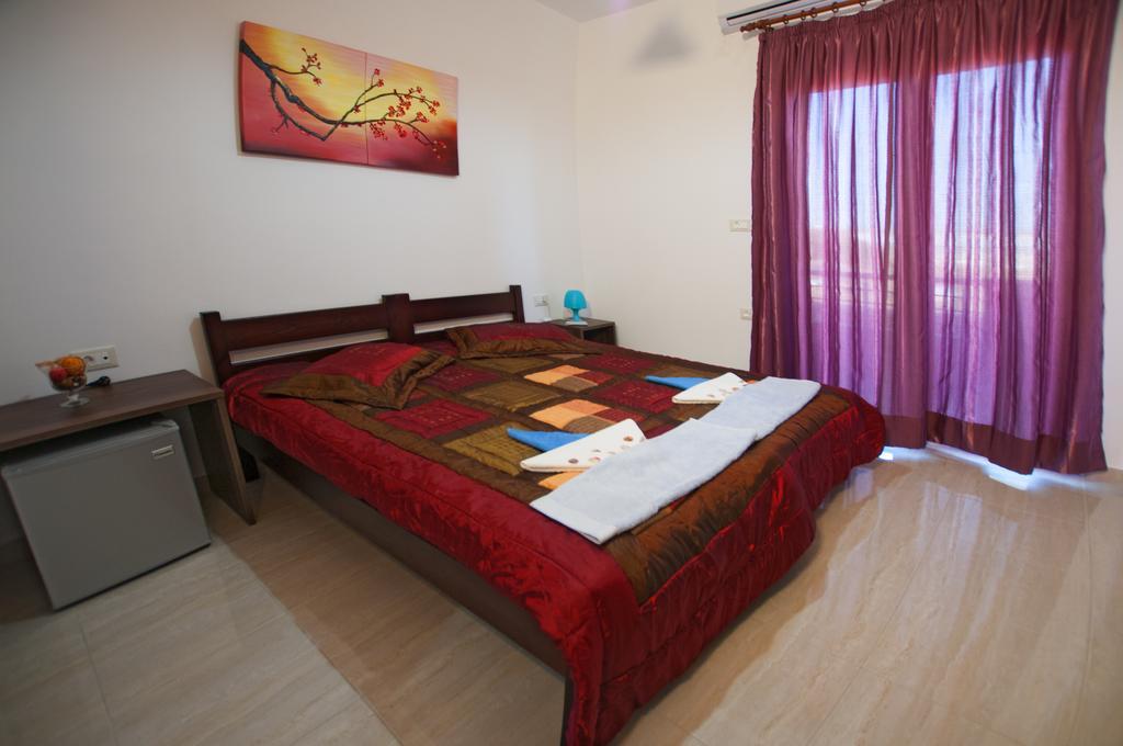 Elpidis Villa Kokkinos Pyrgos Dış mekan fotoğraf