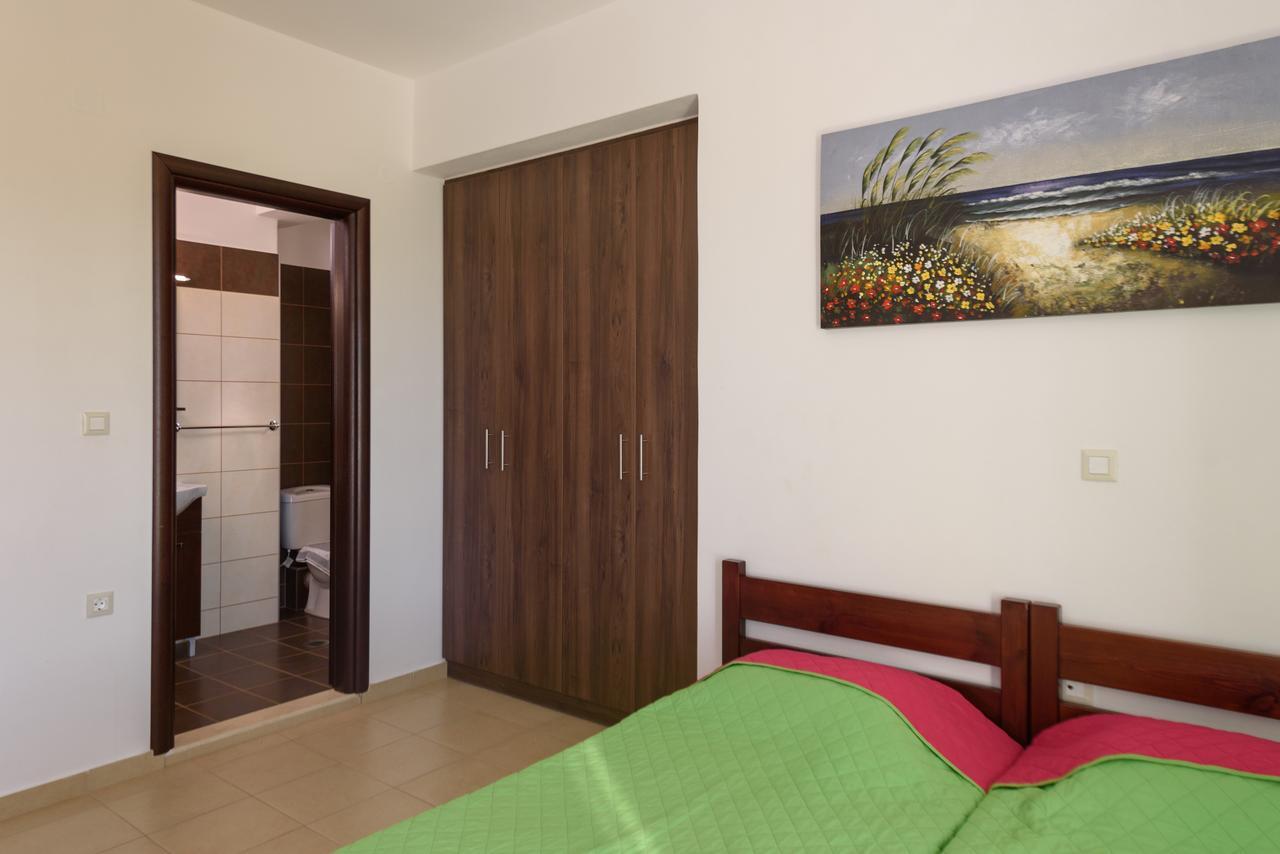 Elpidis Villa Kokkinos Pyrgos Dış mekan fotoğraf